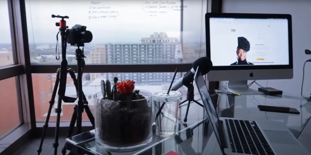 XayLi Barclay's natural lighting video recording set-up